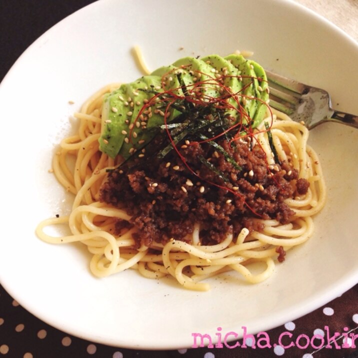 3分で アボカドと肉そぼろの和風パスタ レシピ 作り方 By Micha 楽天レシピ